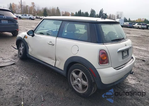 2009 Mini Cooper from USA, damaged, VIN WMWMF33599TU73882